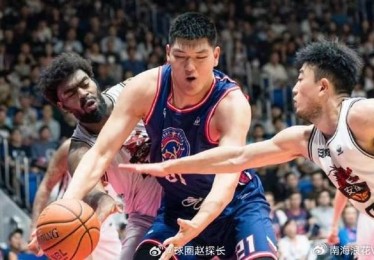 【B体育app内线重击】横扫禁区与高位策应兼备：被称为当代NBA“进攻中轴”的球员有多重要？